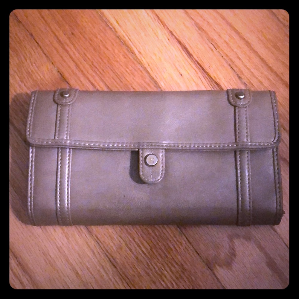Liz Claiborne wallet